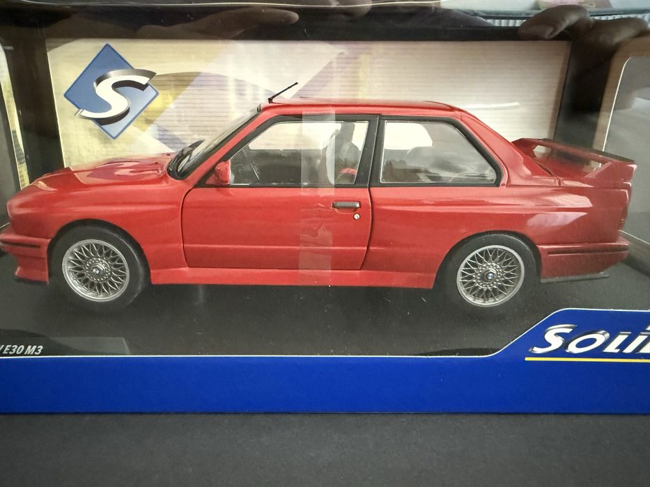 Macheta BMW E30 M3 1/18 Solido
