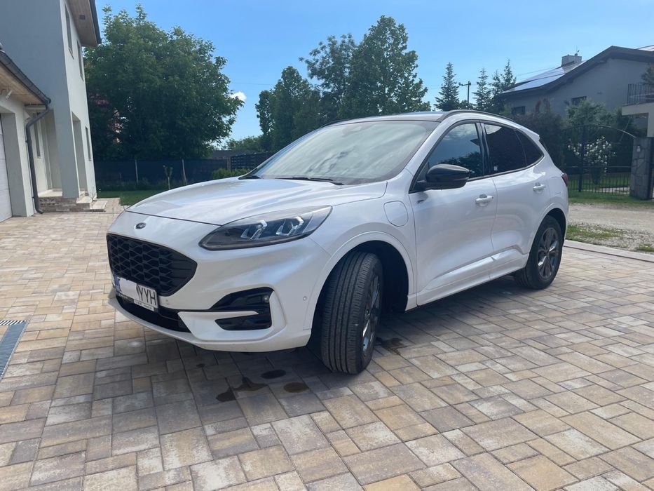 Ford Kuga ST Line X PHEV fabricatie 2023 garantie extinsa 2028