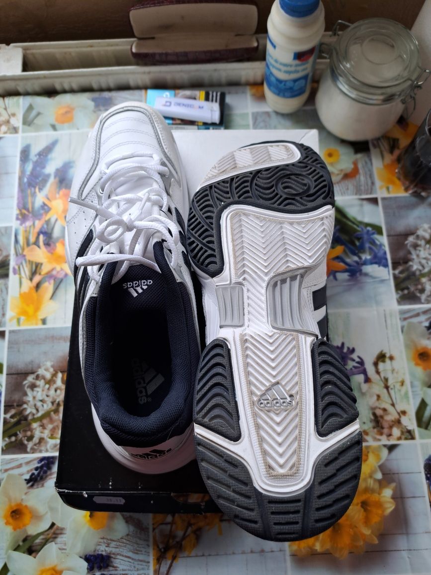 Маратонки Adidas естествена кожа