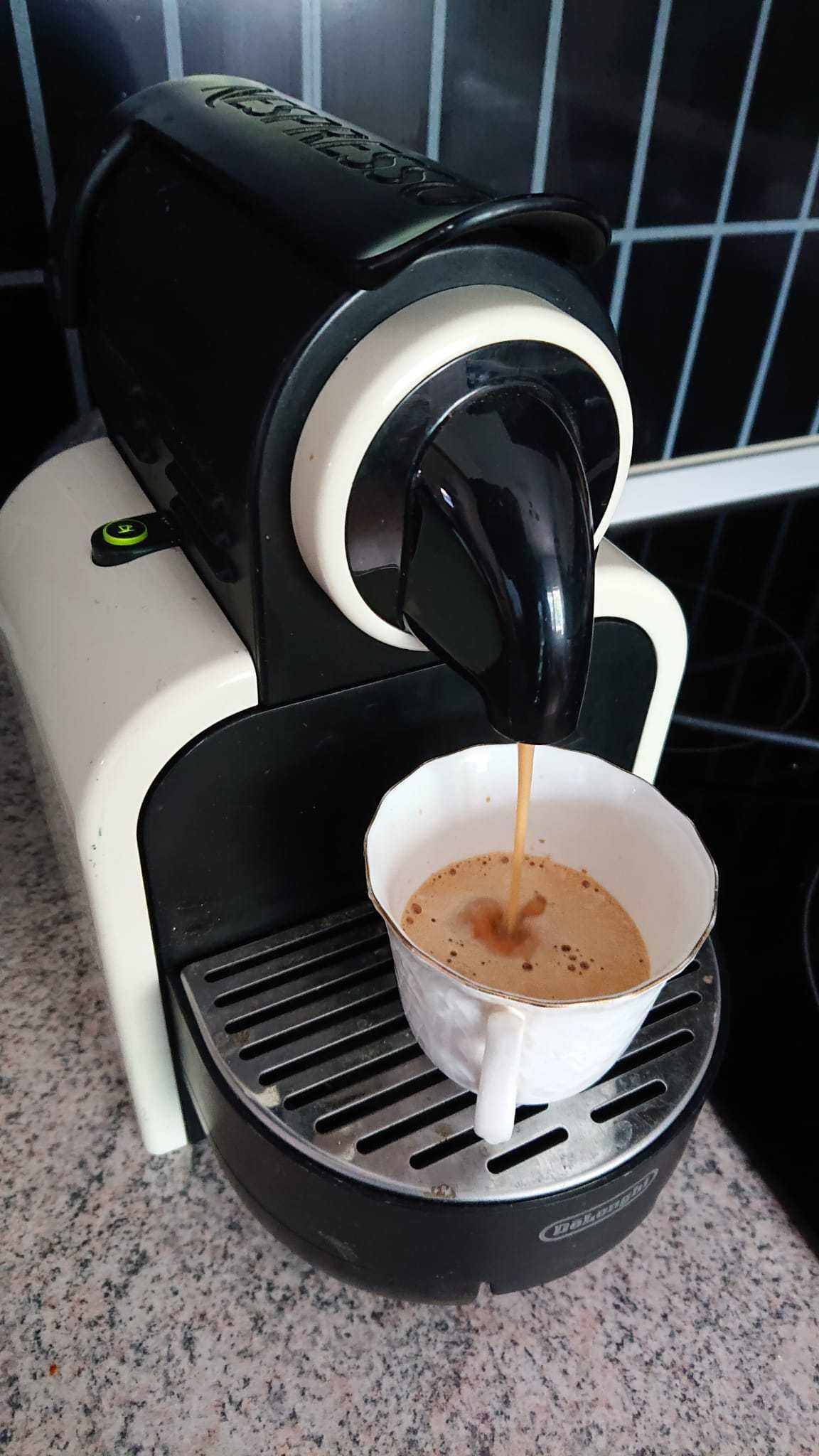 кафе машина с капсули nespreso!!!