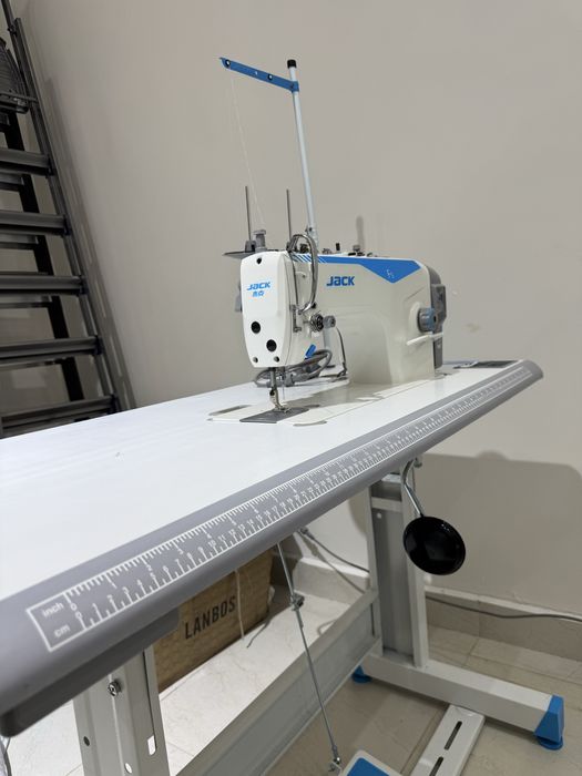 Швейная  машина Jack F5
