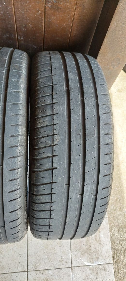 215/45 R18 ZR18 Michelin Pilot Sport cu buza