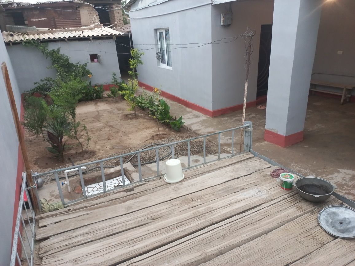Xovli uy sotiladi