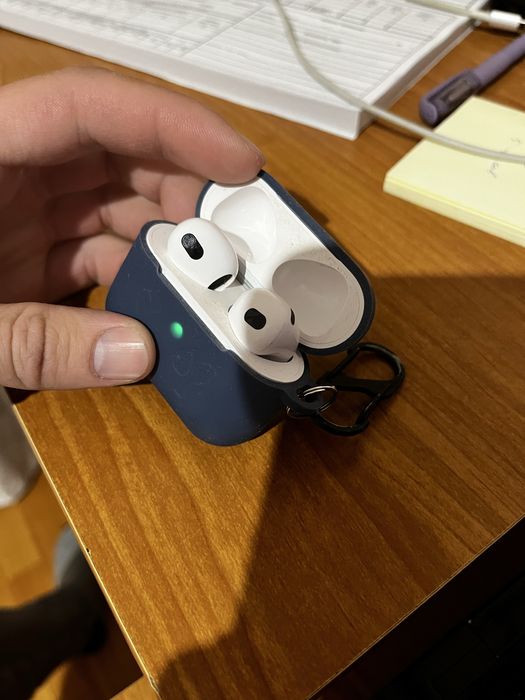 Продам эйр подсы б/у оригинал