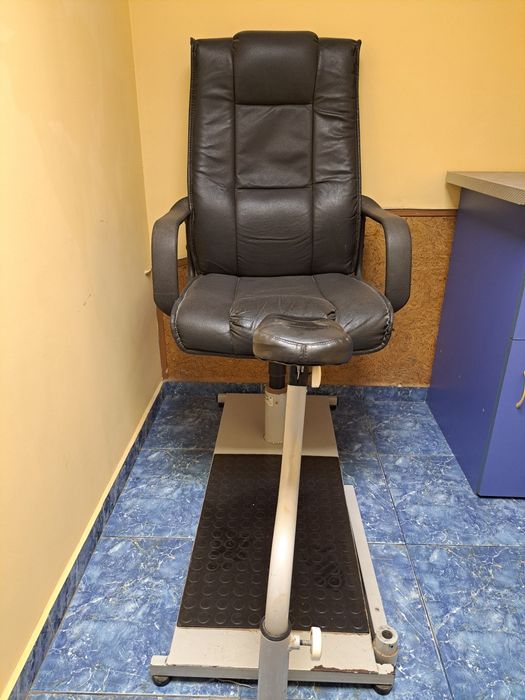 Употребяван стол за педикюр