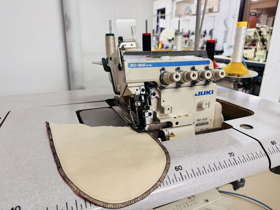 Masina de surfilat 5 fire  JUKI 3600 la 230 V