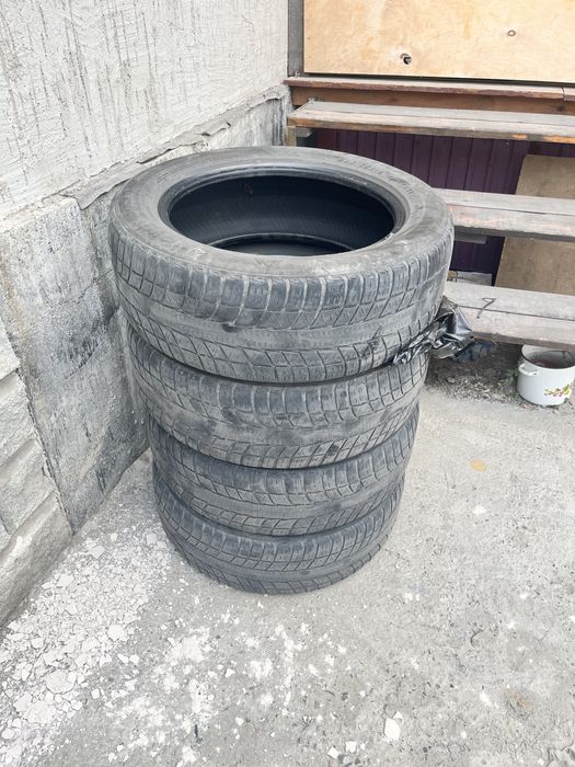Зимние шины в хорошем состоянии