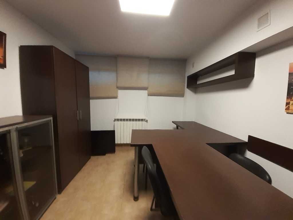 inchiriez spatiu birou str. Stefan cel Mare - pretabil avocatura