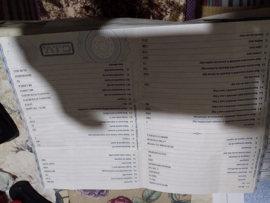 Se vinde Mercedes Benz mai multe detalii la telefon sau mesaj