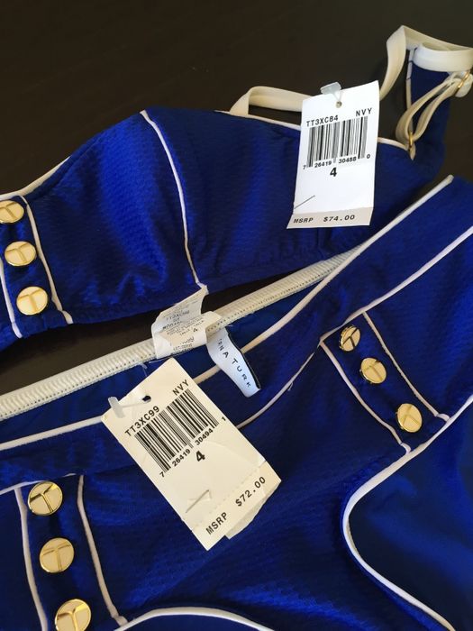 TRINA TURK баски/S син отAssos