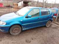 Vând 2 buc polo 6n2  1.4tdi an 2000