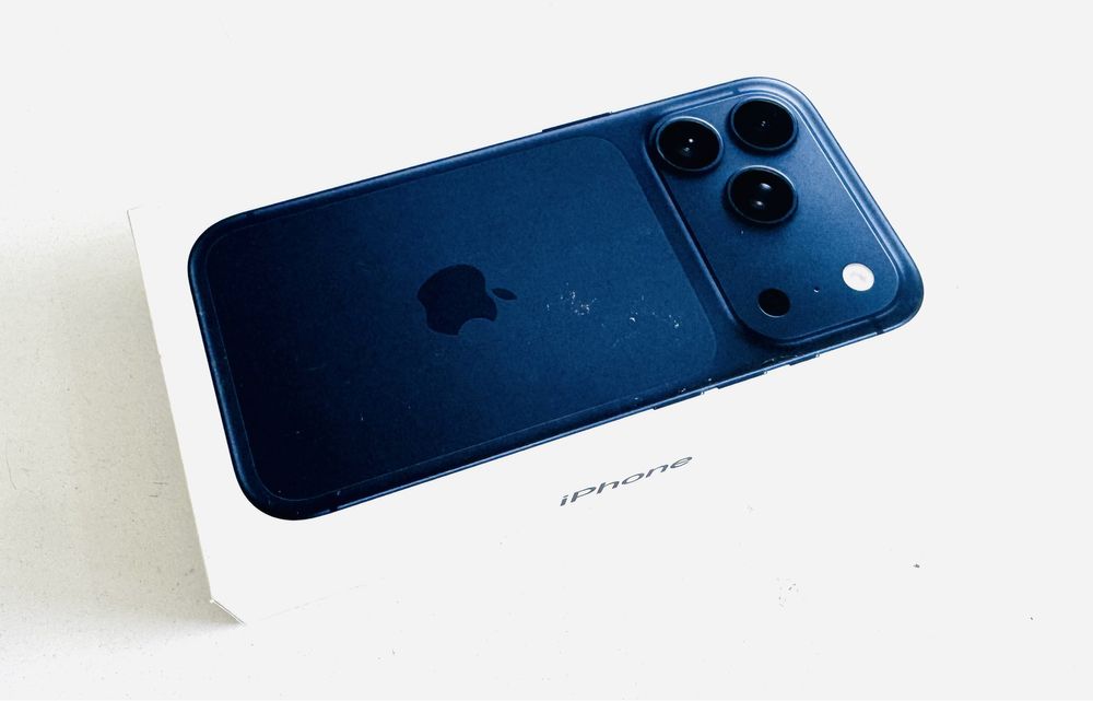 НОВ! iPhone 17 Pro 1TB Deep Blue ГАРАНЦИЯ!!!