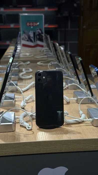 Телефон iPhone 11 64GB/Айфон 11 64 ГБ 77% черный