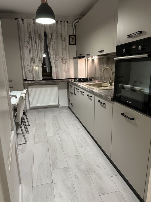 Apartament doua camere  de inchiriat 68 mp