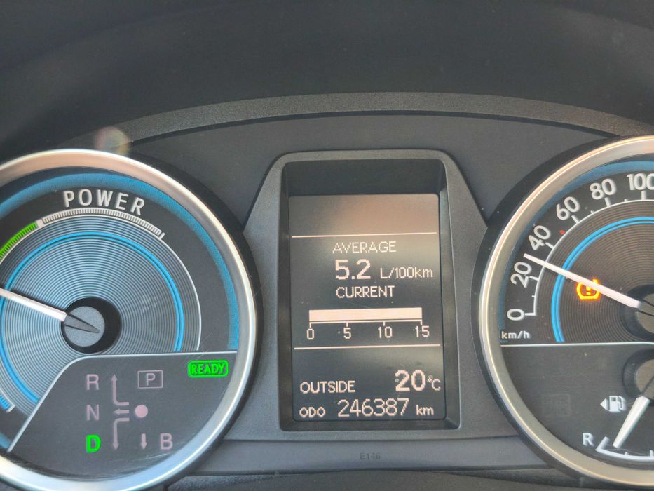 Toyota Auris 2014 Hybrid Touring Sports