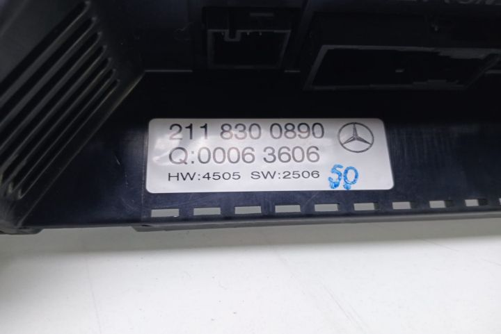 Panou comanda clima   2118300890 Mercedes-Benz E-Class W211/S211 (fac