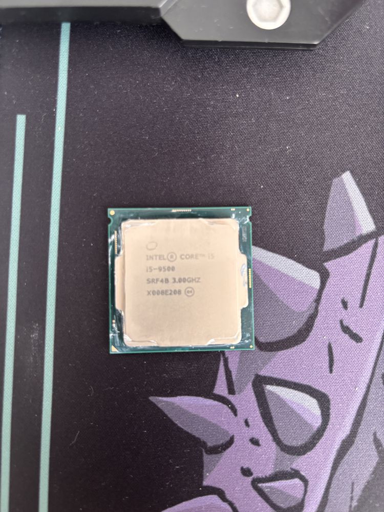 Продам процессор intel core i5 9500