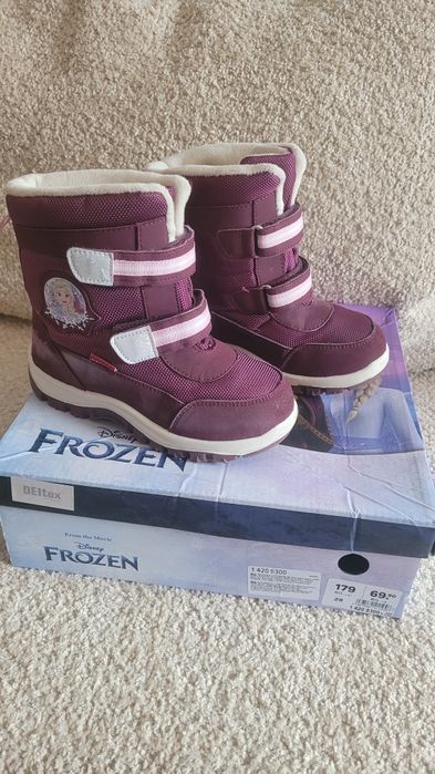 Vând cizme pt zăpadă