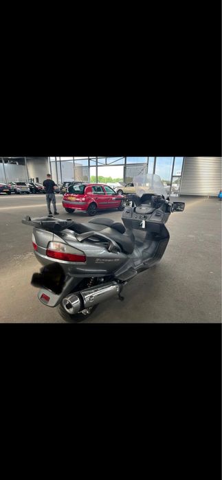 Suzuki Burgman AN 650 Executive