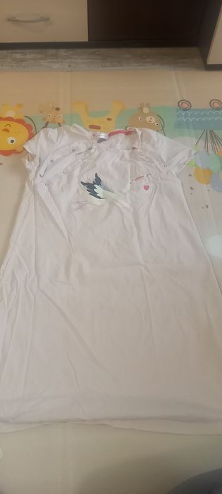 Дрехи за бременни и кърмачки