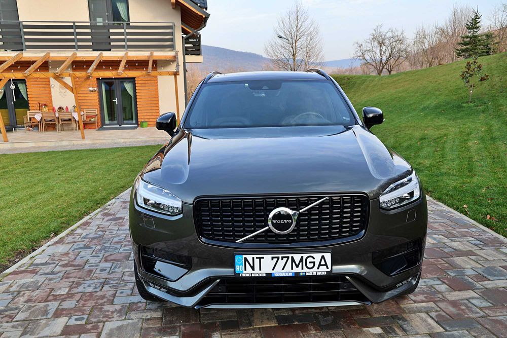 Volvo XC90 B5 MHEV AWD R Design hibrid 7 locuri Harman Kardon