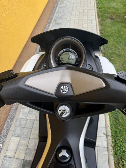 Yamaha N Max 125