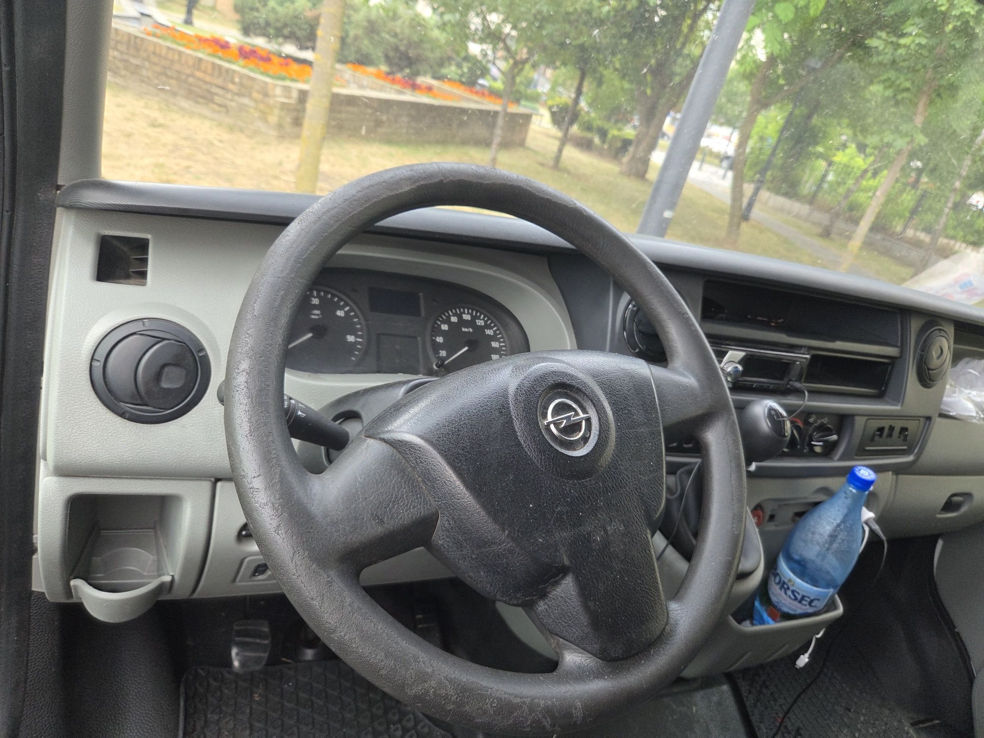 Duba Opel movano, 2009