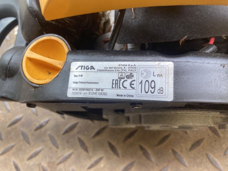 Foarfec Trimmer Gard Viu Tiga SHP 60 Italia cu lama de 60