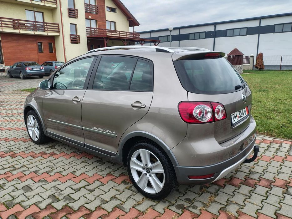 Volkswagen Golf Plus Golf 6 Plus Cross 2.0 TDI DSG 140 CP