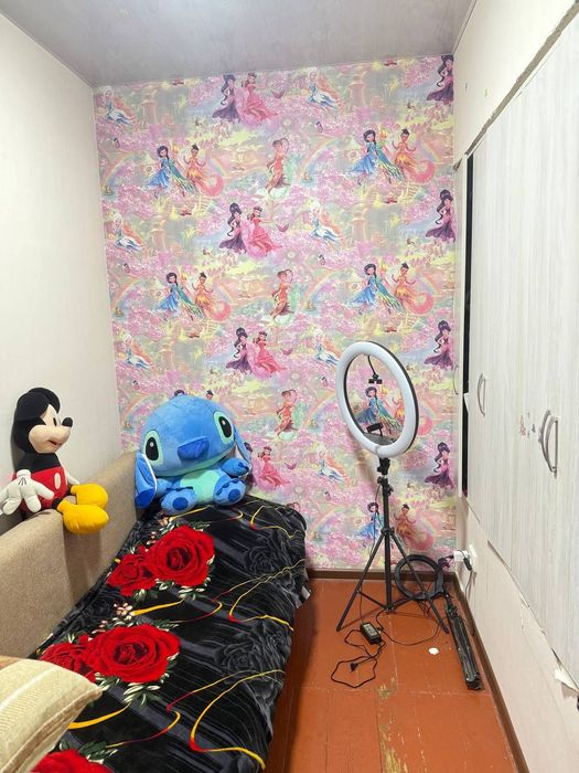 Продаётся своя 2 комнатная переделанная в 3 комнатную