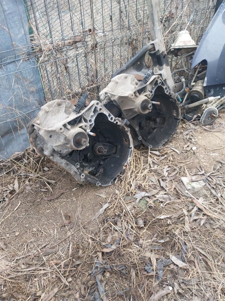 Dezmembrări dacia Logan