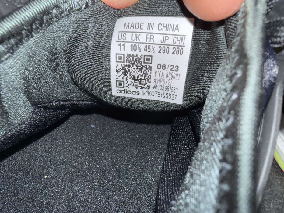 Adidas Ultraboost light Gore-Tex 45 номер