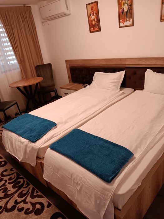 Închiriez garsoniera în regim hotelier spațioasă și primitoare  !