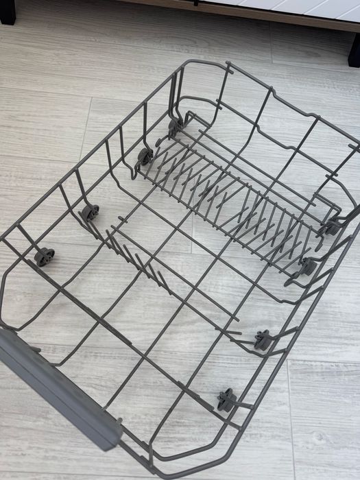 Продам корзину нижнюю для посудомойки