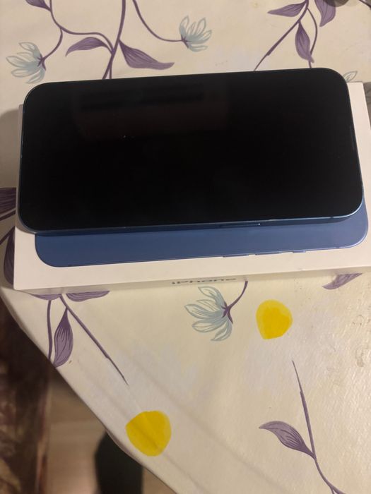 Айфон 13 128 гб  Много запазен един собственик нова батерия