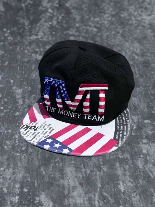 Продаëтся чëрная бейсболка!