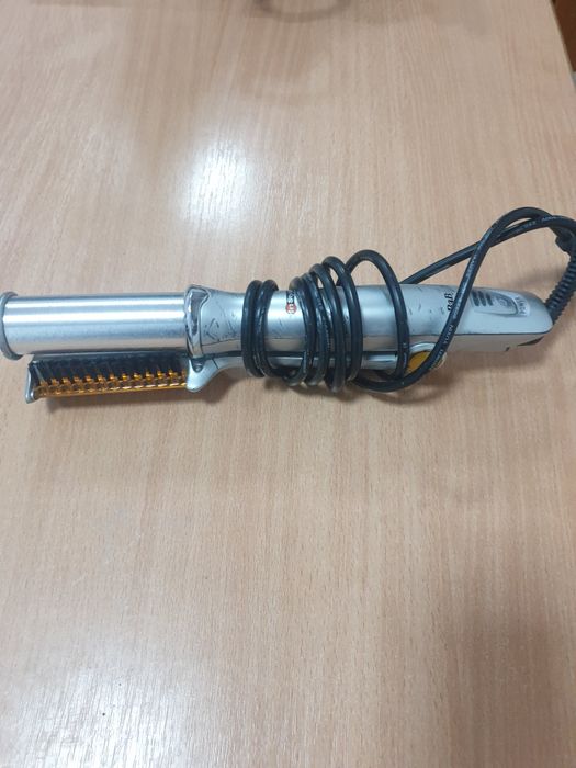 Placi si ondulatoare. 40 lei bucata