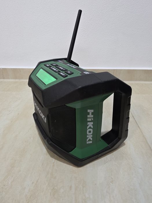 Radio Boxa Hikoki UR 18DA