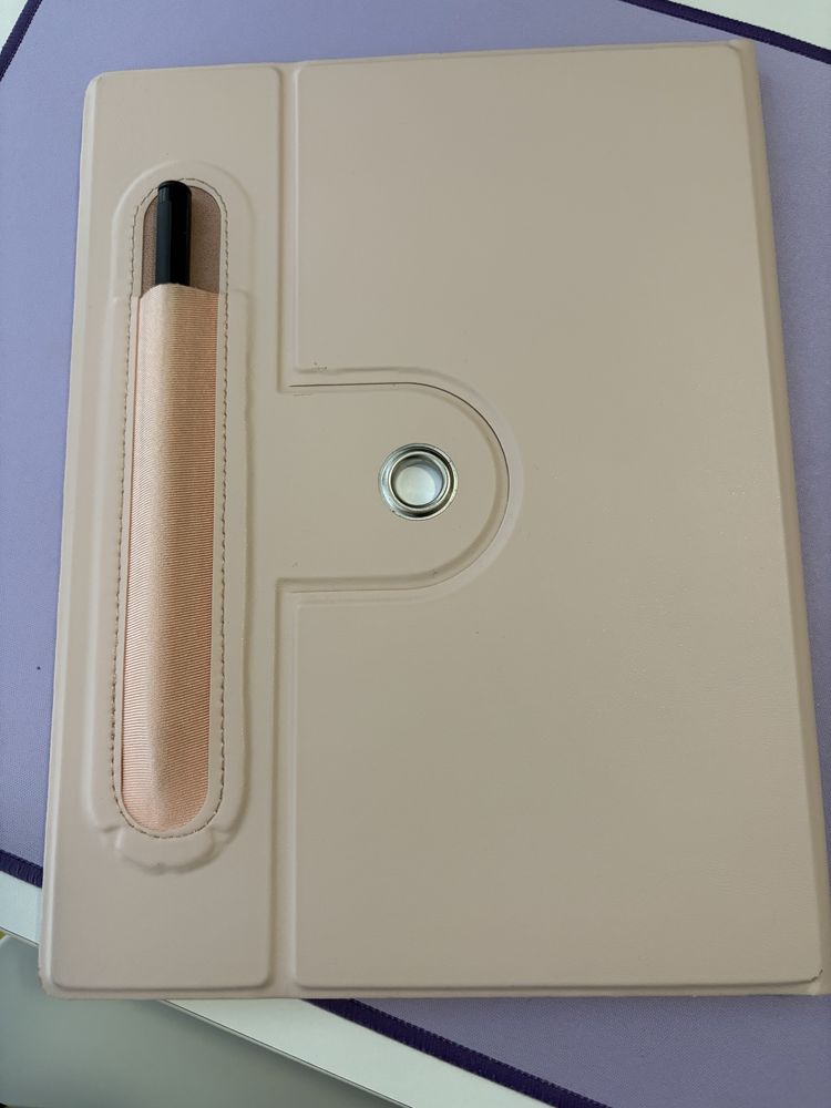 Vând tabletă reMarkable 2 – stare impecabilă + accesorii