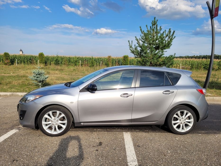 Mazda 3  Exclusive benzina/ cutie automată