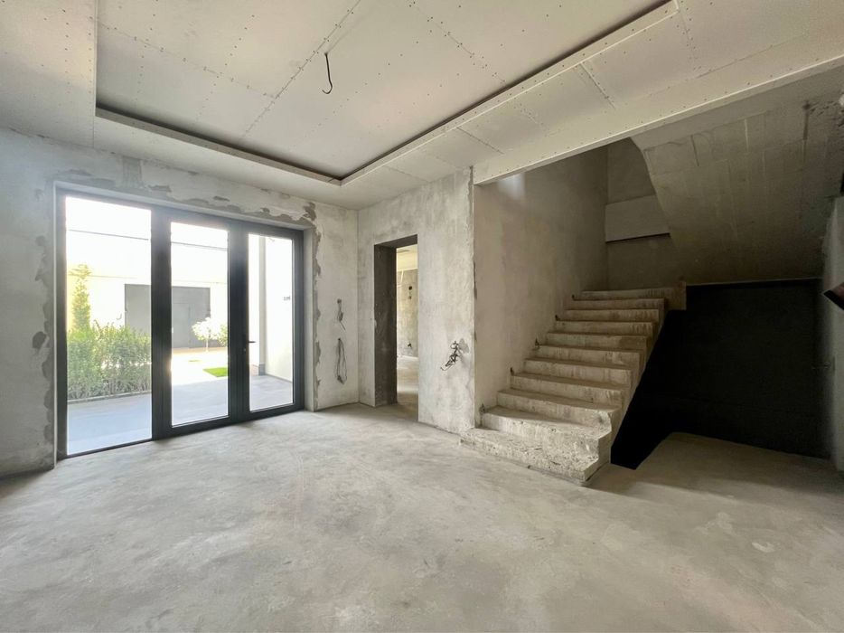 Продаётся новый евро коттедж в элитном махалле | 90% Готов