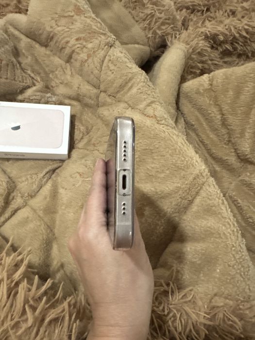 Iphone 13  pinc йомкисть 76 гб 256.