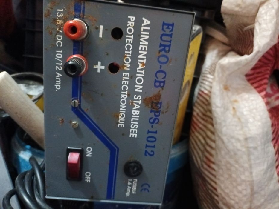 Transformator 12v -[13,8v)cu protecție