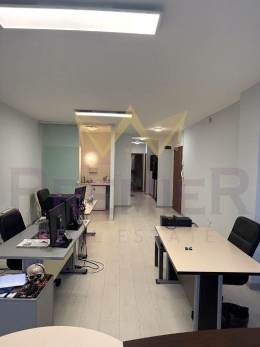 Продава се Тристаен апартамент в София, Гоце Делчев - 129 кв.м за 2907 €/кв.м - Снимка #7