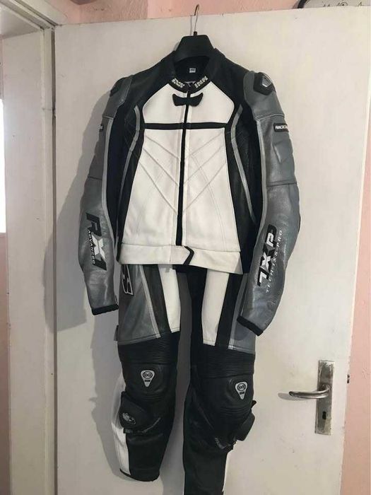 Дамски мото екип IXS от 2 части 40