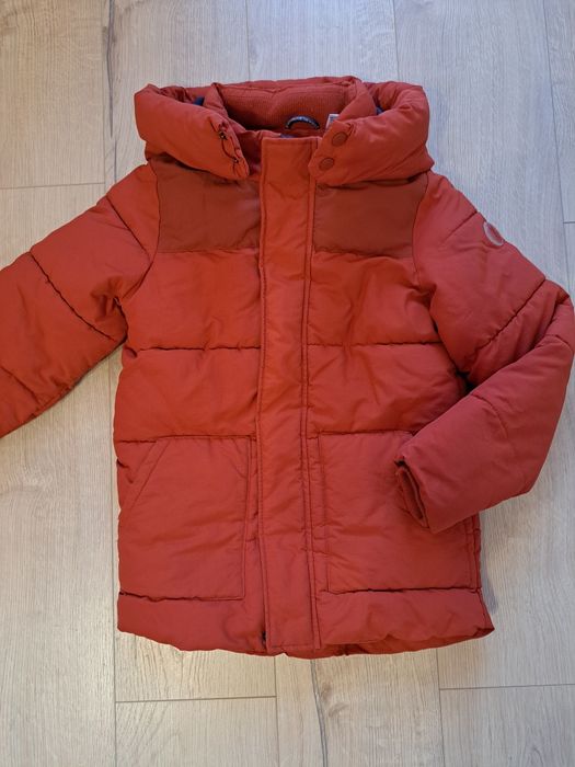 Момчешко зимно яке в червен цвят