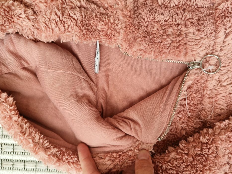 Hanorac pufos Blues Queen măr.104