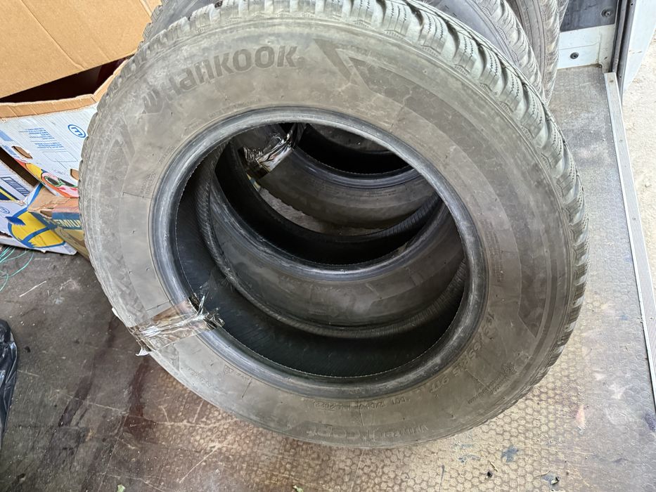 Anvelope iarna noi m+s Hankook 195 65 15 r15 cauciucuri 8 bucăți