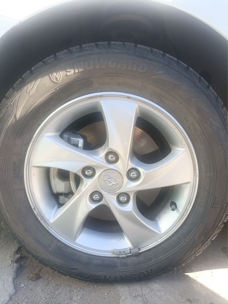 Продам диск титановый хюндай/киа R15