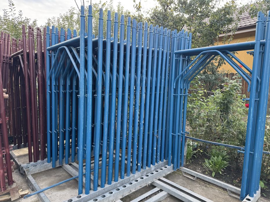 Schela metalica ca noua la super pret